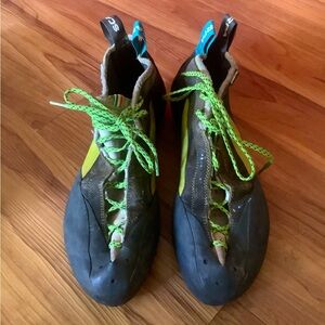 Scarpa Maestro Mid Climbing Shoes - Size 45.5